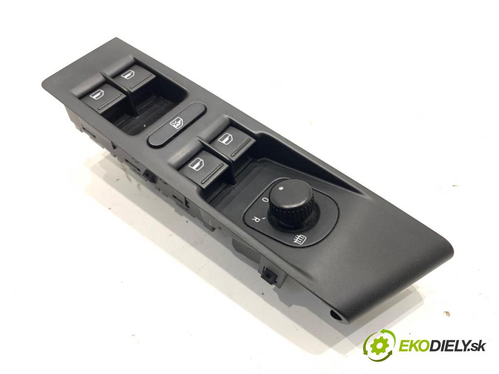 VW PASSAT B7 Kombi 2012 118 kW 1.8 TSI 1798 Prepínač okien 3AB857857A (Prepínacie páčky pod volantom)