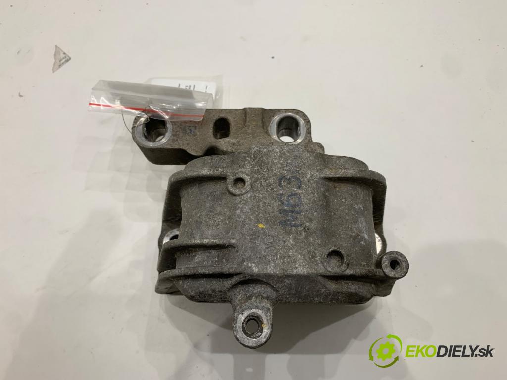 VW PASSAT B7 Kombi 2012 118 kW 1.8 TSI 1798 AirBag motora levý 1K0199252