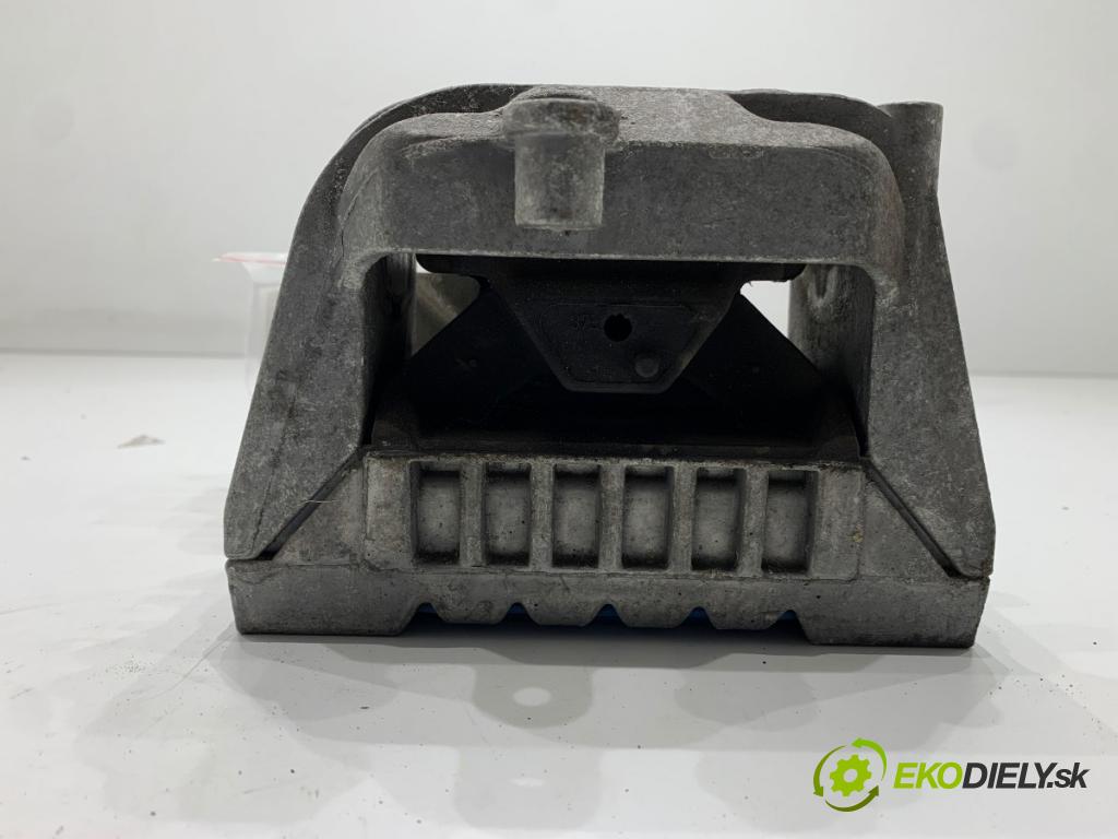 VW PASSAT B7 Kombi 2012 118 kW 1.8 TSI 1798 AirBag motora levý 1K0199252