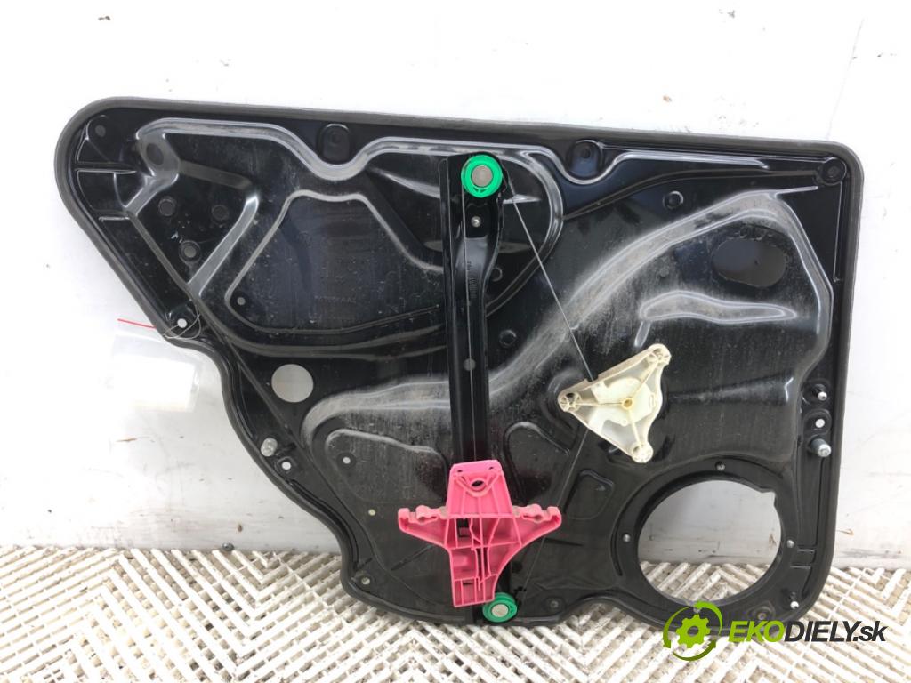 VW PASSAT B7 Kombi 2012 118 kW 1.8 TSI 1798 mechanismus okna pravý zadní část 3AA839756