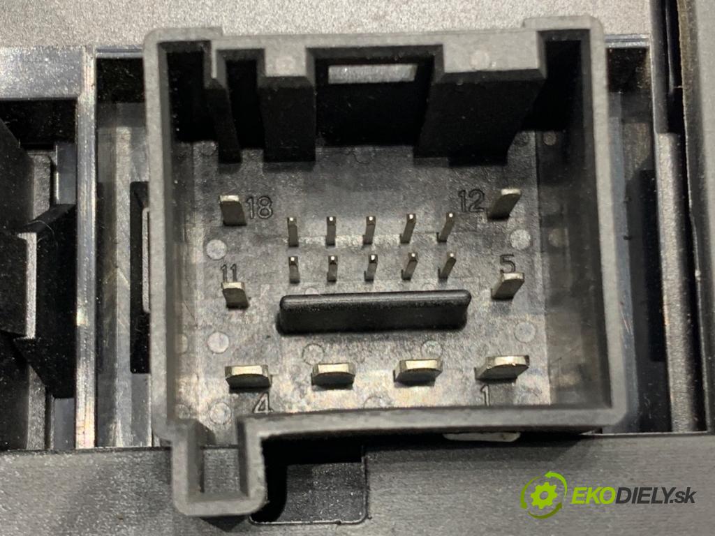 VW PASSAT B7 Kombi 2012 118 kW 1.8 TSI 1798 Modul komfortu 3AA959799A (Modul komfortu)