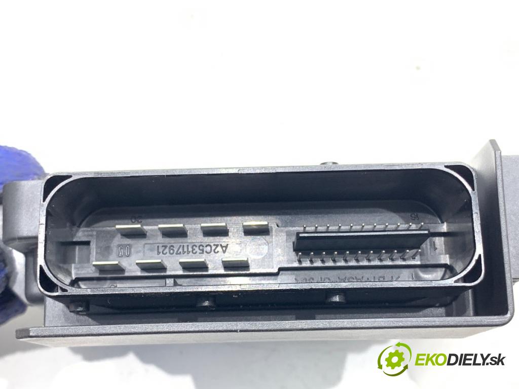 VW PASSAT B7 Kombi 2012 118 kW 1.8 TSI 1798 modul brzdy ruční brzdy 3AA907801H