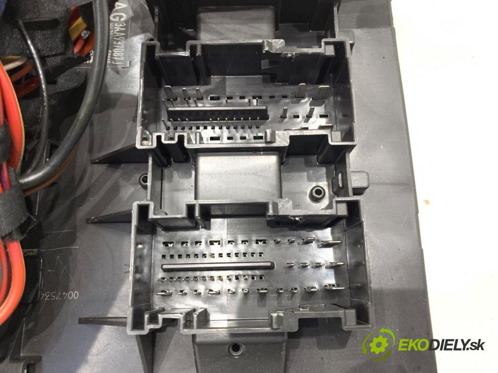 VW PASSAT B7 Kombi 2012 118 kW 1.8 TSI 1798 Modul BORDNETZ 3AA937087J (Riadiaca jednotka ostatné)