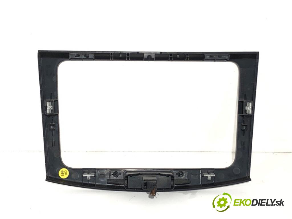 VW PASSAT B7 Kombi 2012 118 kW 1.8 TSI 1798 lišty kryt přístrojovky 3AB858366D 3C8863100B