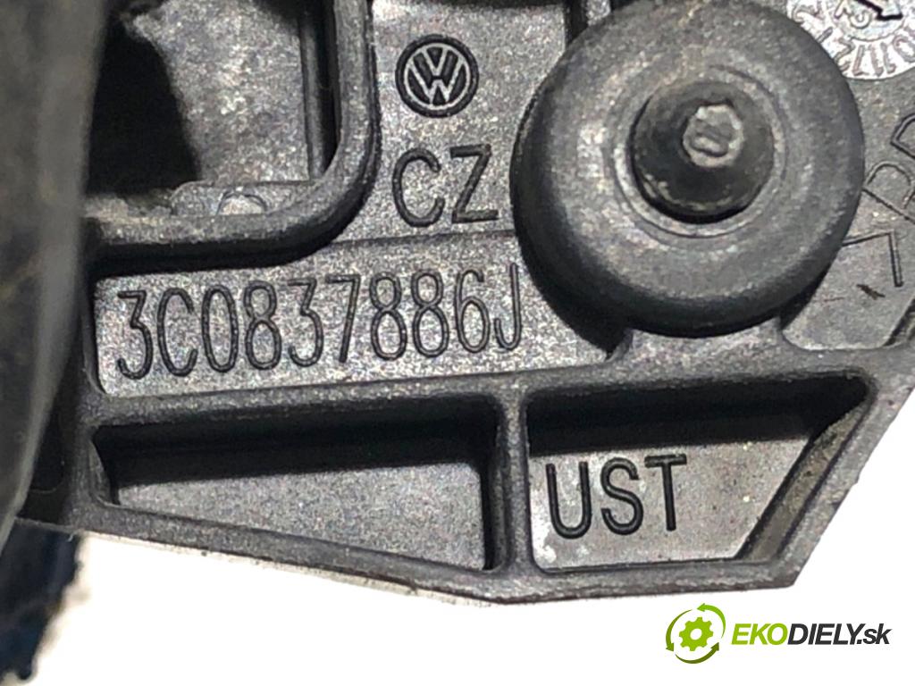 VW PASSAT B7 Kombi 2012 118 kW 1.8 TSI 1798 klika vnejší pravý přední část