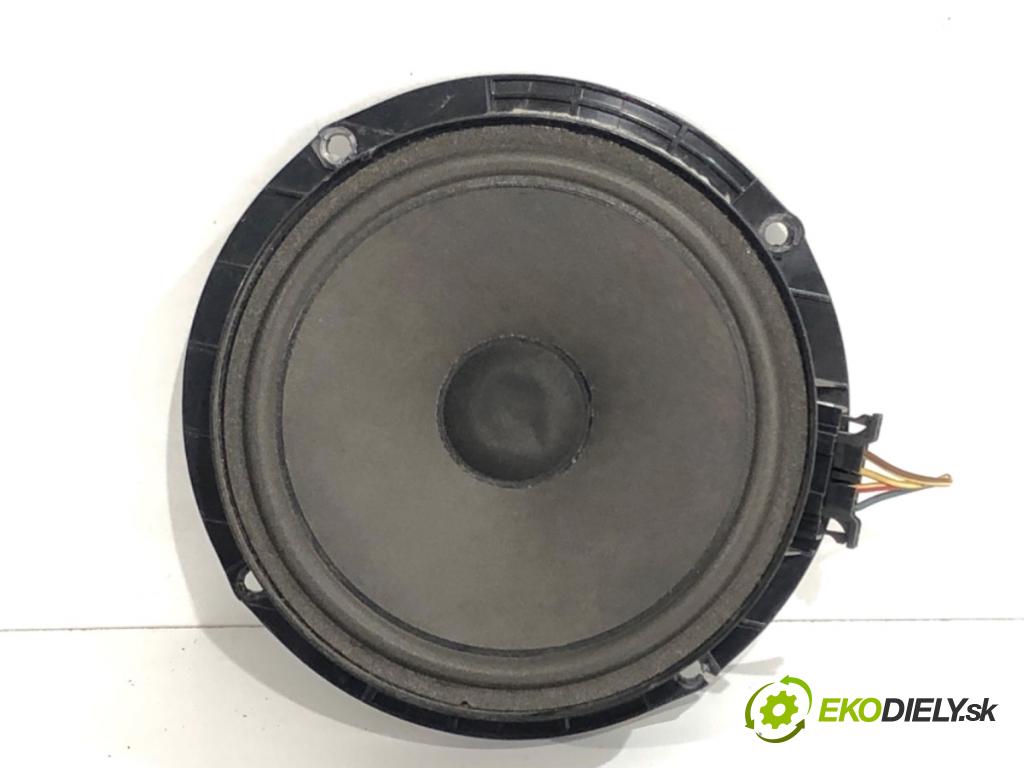 VW PASSAT B7 Kombi 2012 118 kW 1.8 TSI 1798 reproduktory 3C8035454