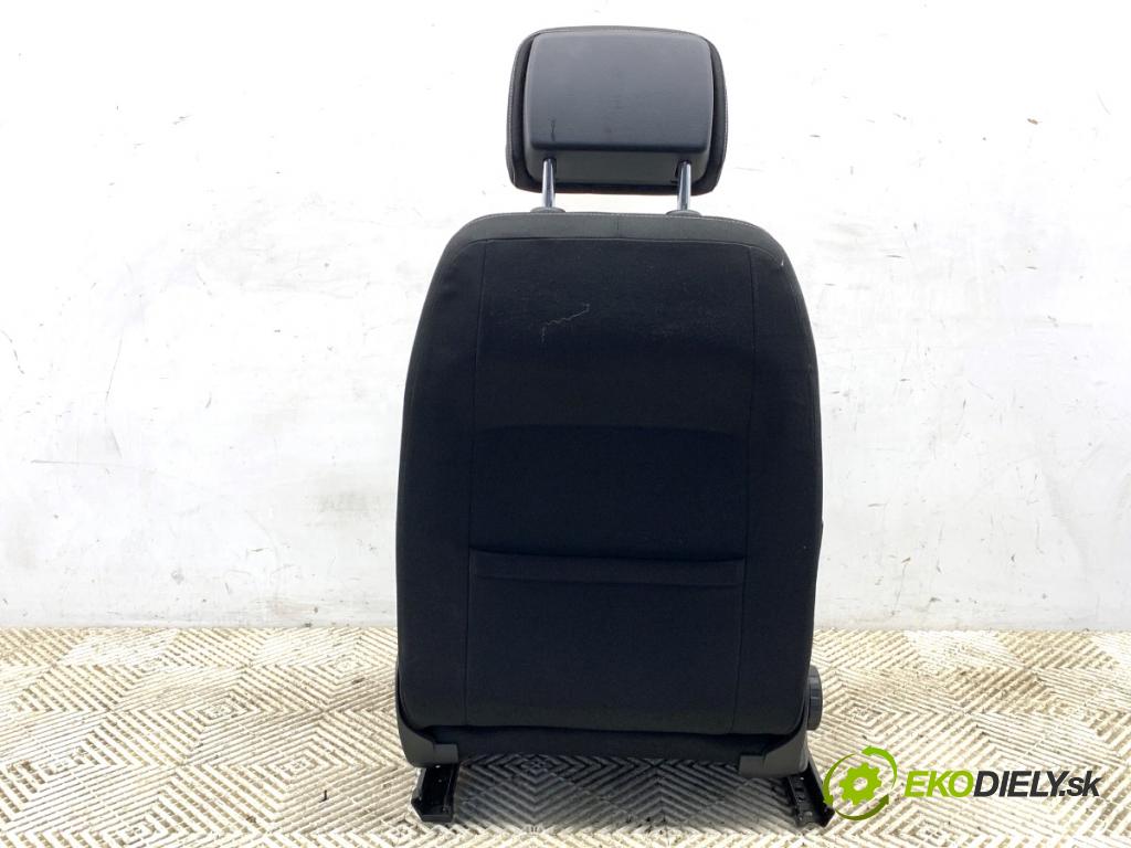 VW PASSAT B7 Kombi 2012 118 kW 1.8 TSI 1798 sedadlo pravý přední část