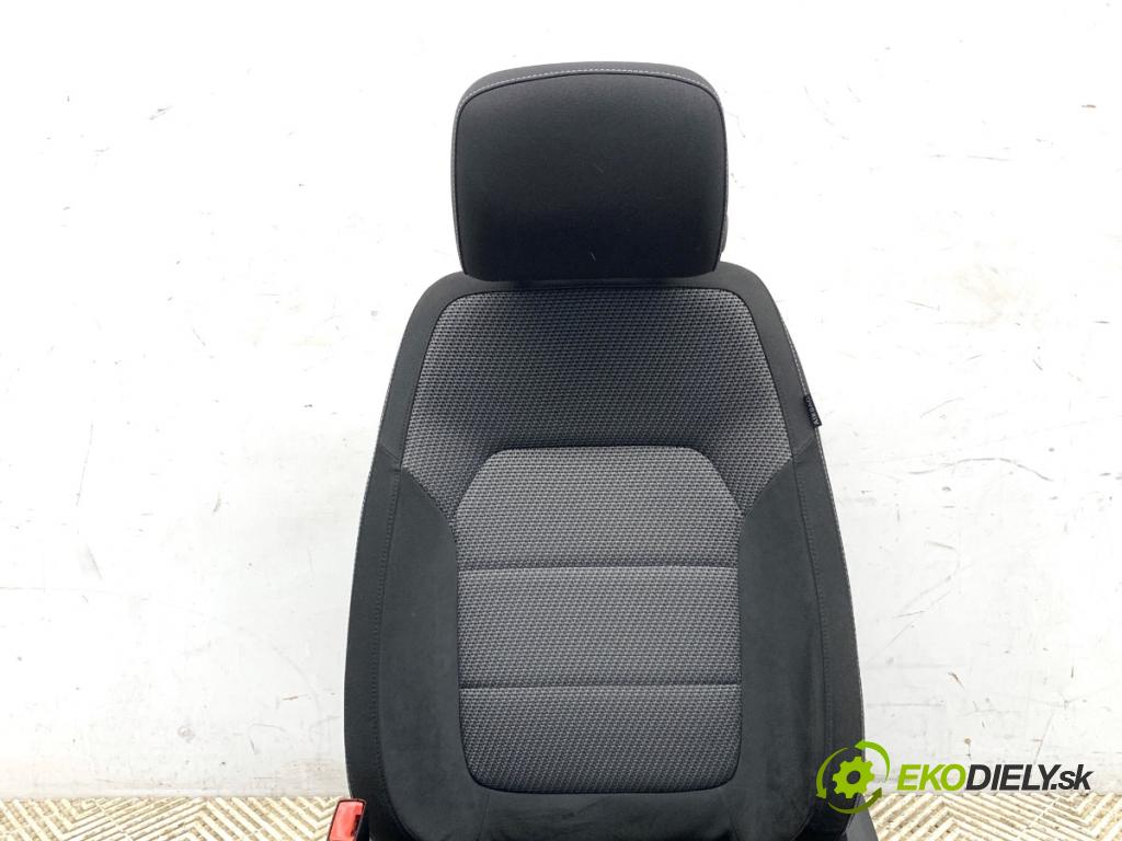 VW PASSAT B7 Kombi 2012 118 kW 1.8 TSI 1798 sedadlo levý přední část