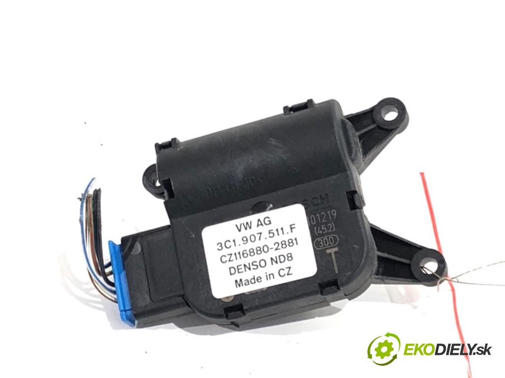 VW PASSAT B7 Kombi 2012 118 kW 1.8 TSI 1798 motor topení 3C1907511F