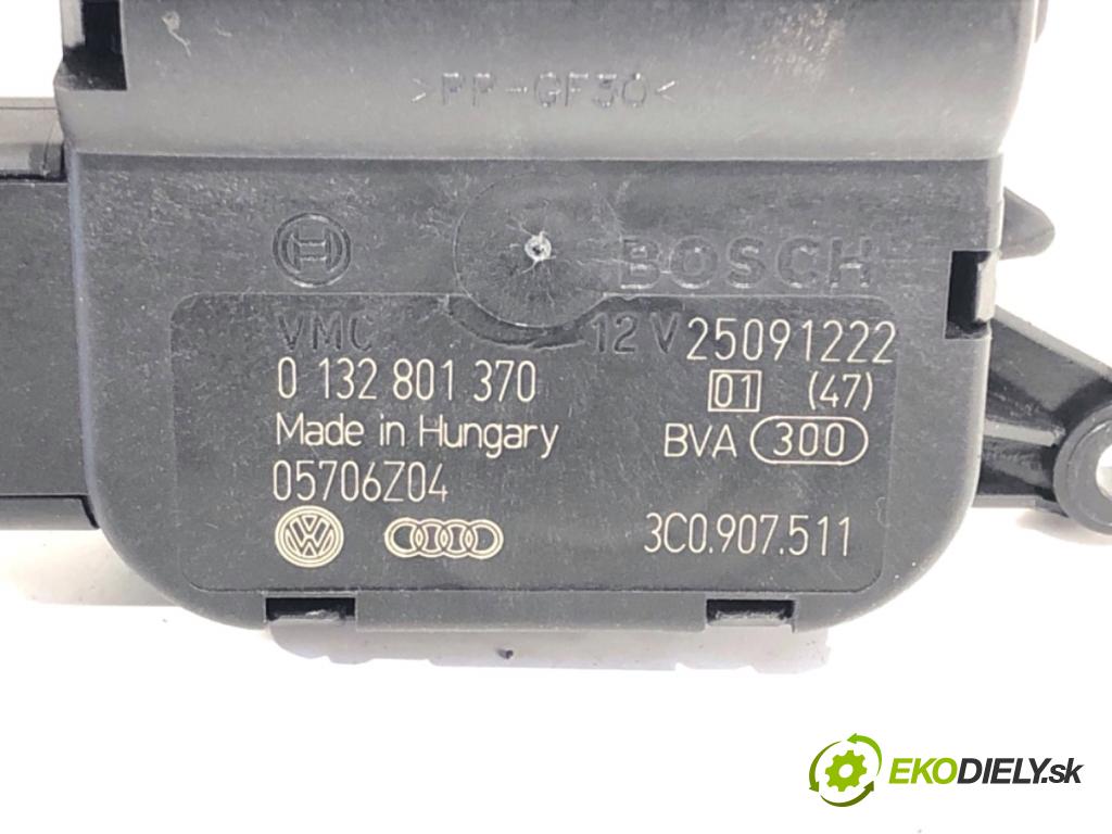 VW PASSAT B7 Kombi 2012 118 kW 1.8 TSI 1798 motor topení 3C0907511