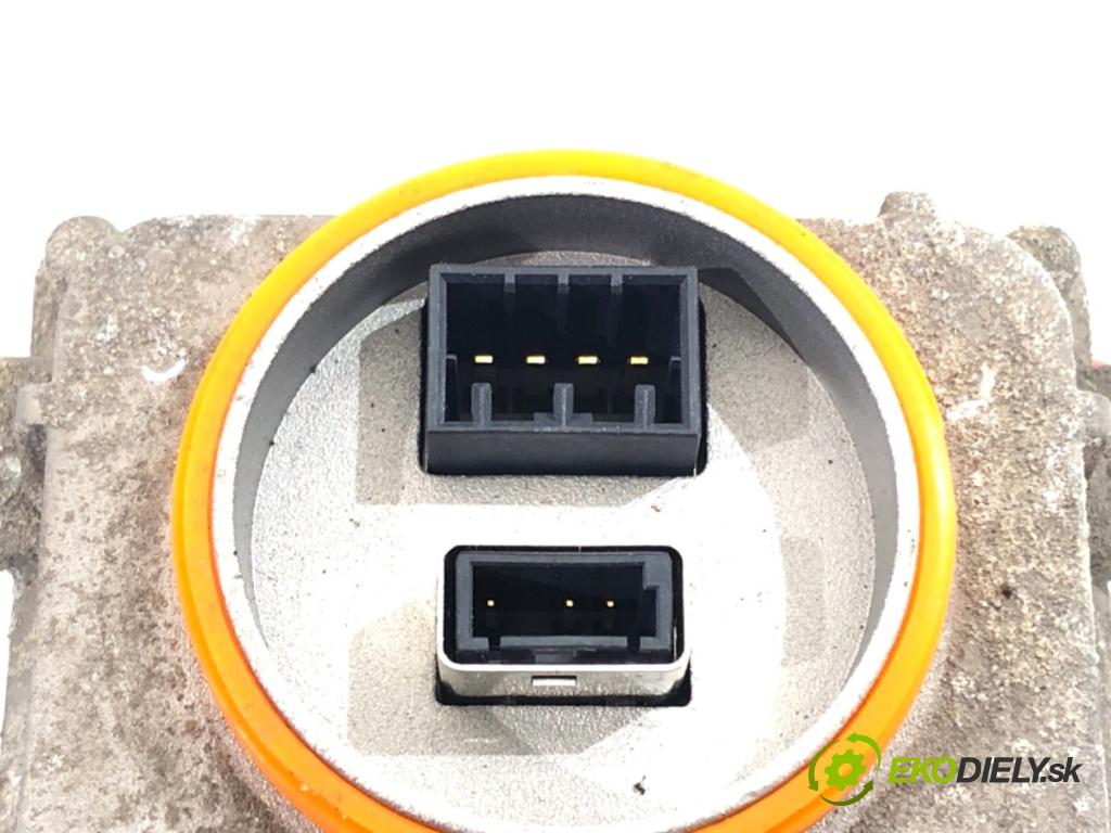 VW PASSAT B7 Kombi 2012 118 kW 1.8 TSI 1798 Menič XENON 8K0941597B (Riadiaca jednotka xenónu)