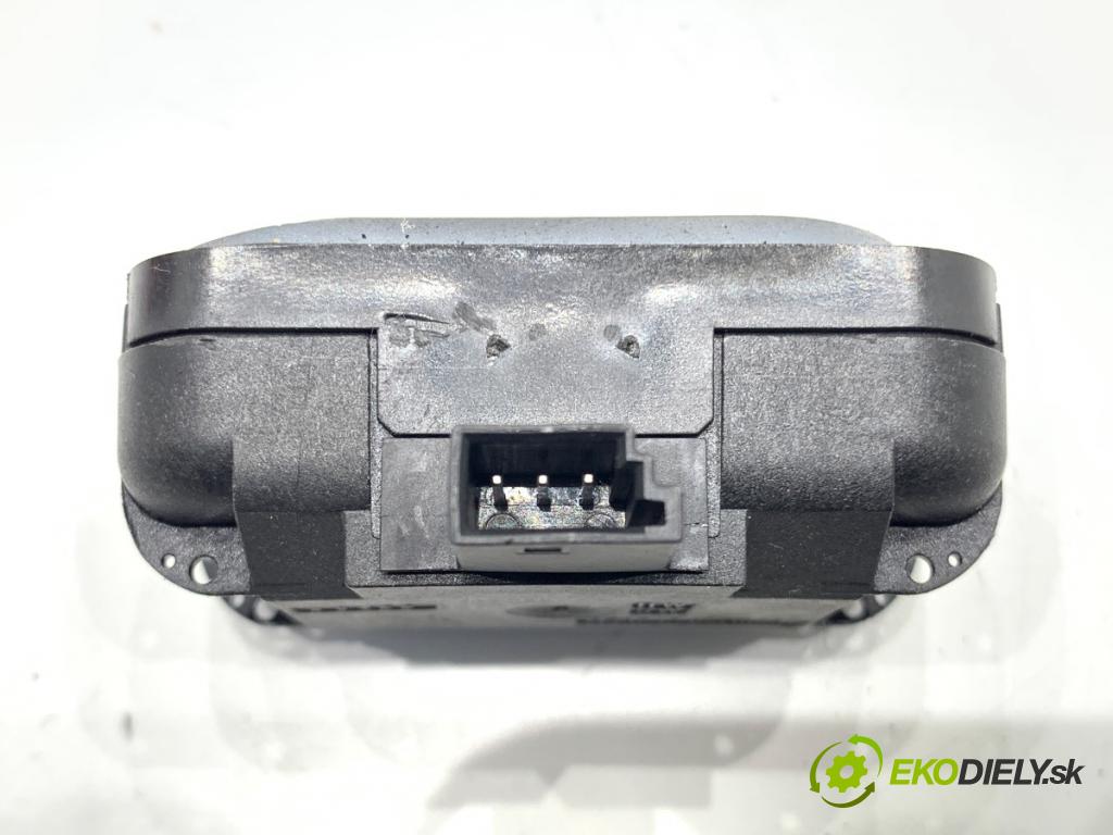 VW PASSAT B7 Kombi 2012 118 kW 1.8 TSI 1798 Snímač dažďa 1K0955559AH (Snímač dažďa)