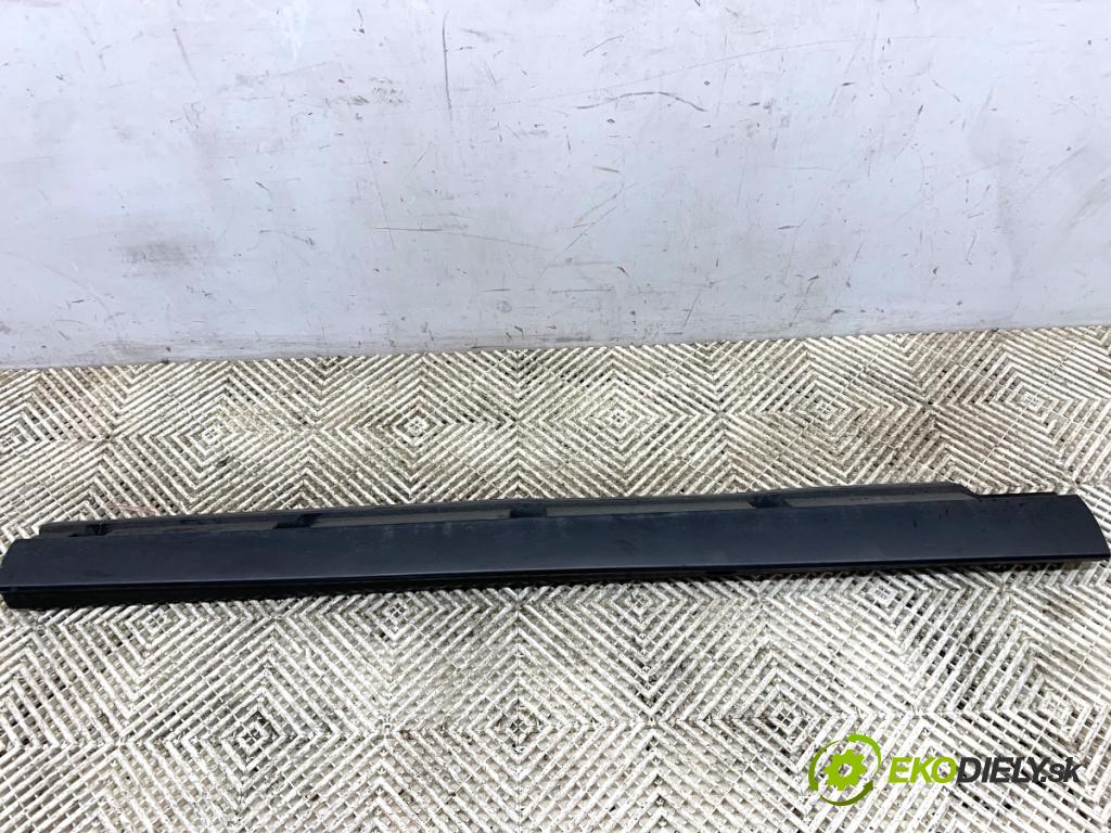 VW PASSAT B7 Kombi 2012 118 kW 1.8 TSI 1798 lišta prahová pravý 