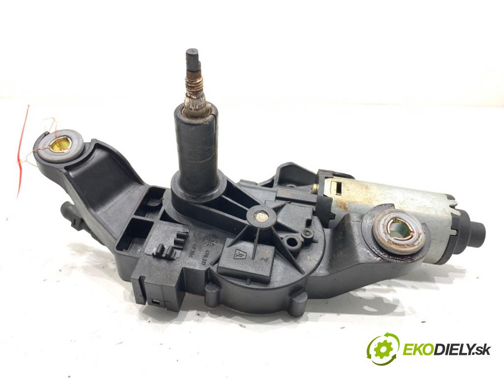 BMW E87 liftback 2006 90 kW 118 d 1995 motor stěračů zadní část 6921959
