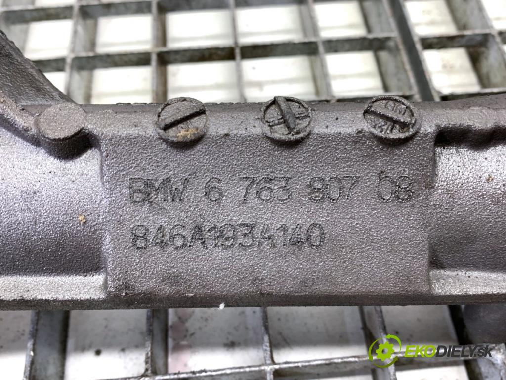 BMW E87 liftback 2006 90 kW 118 d 1995 řízení 6763807 (Řízení)