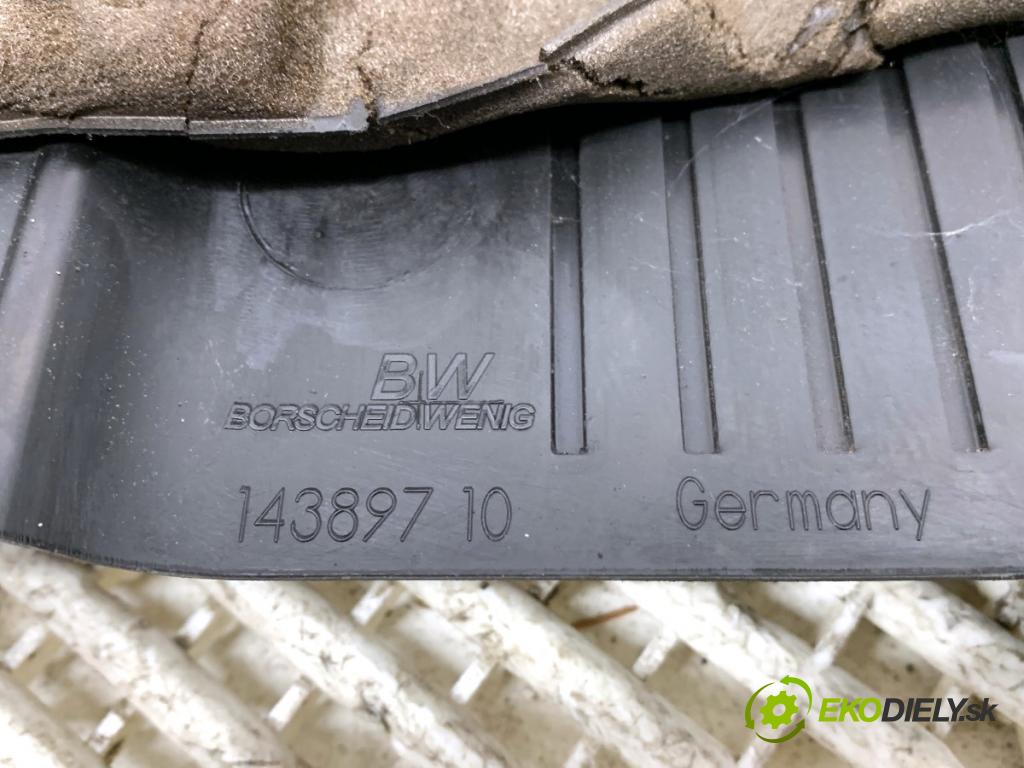 BMW E87 liftback 2006 90 kW 118 d 1995 kryt motora 7789006 (Kryt motoru )