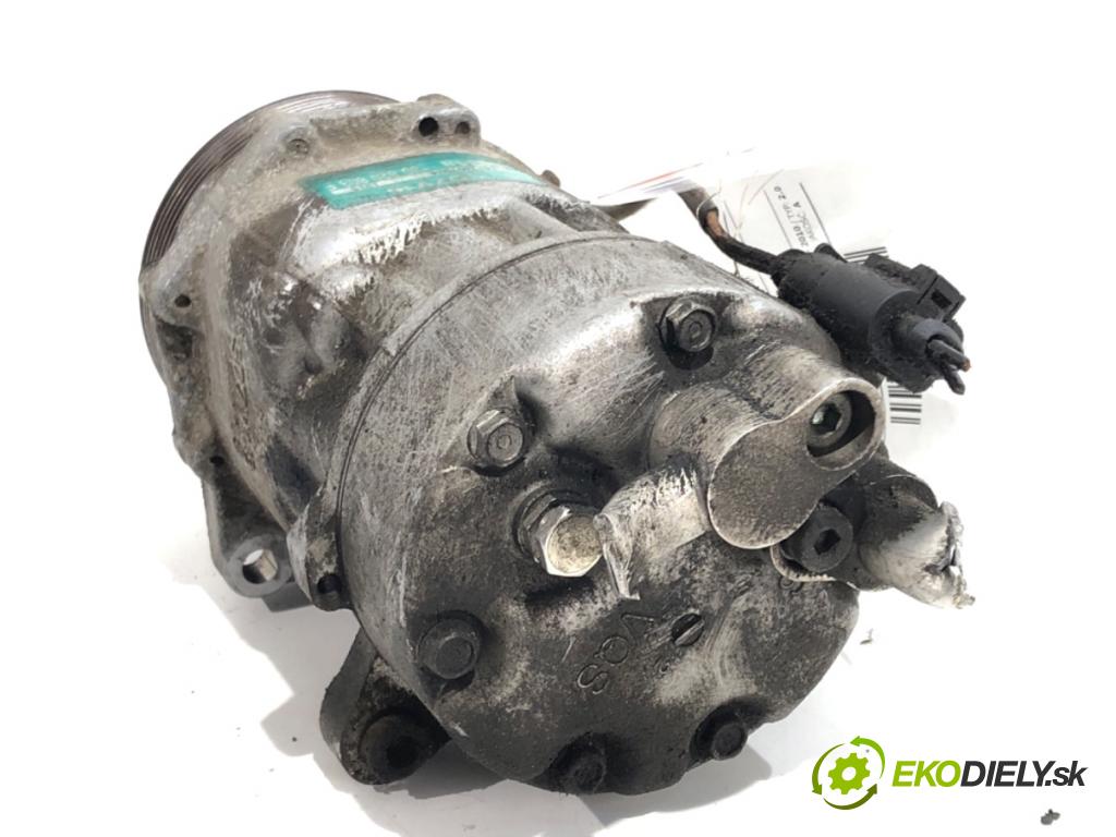 VW NEW BEETLE liftback 1999 85 kW 2.0 1984 Kompresor klimatizácie 1J0820803F (Kompresor klimatizácie)