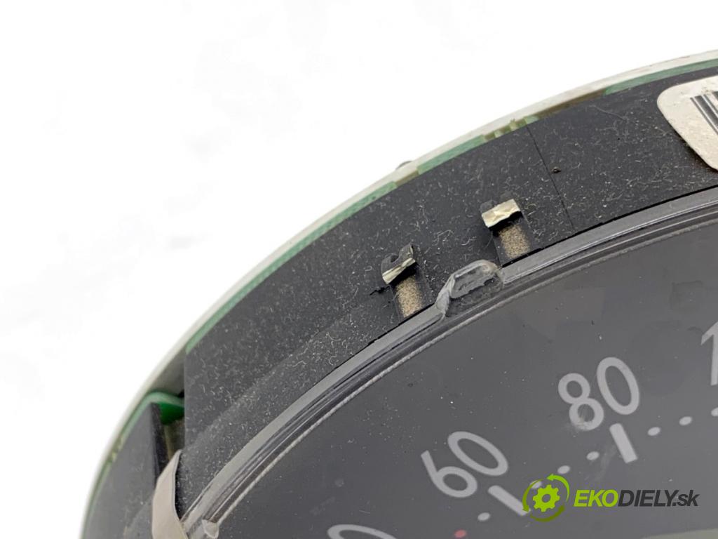 VW NEW BEETLE liftback 1999 85 kW 2.0 1984 Prístrojovka 1C0920800C (Prístrojová doska)