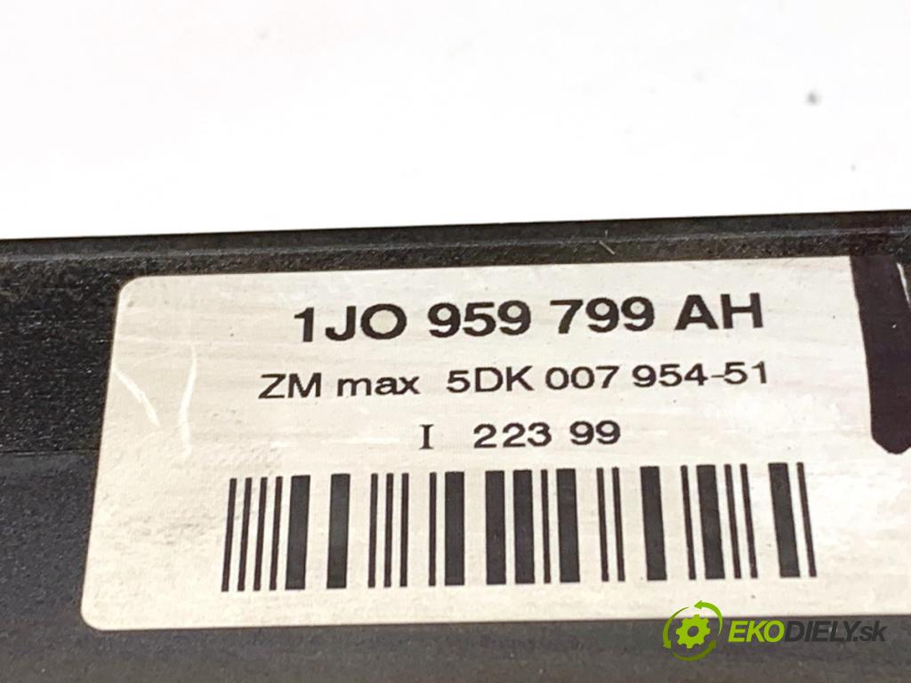 VW NEW BEETLE liftback 1999 85 kW 2.0 1984 Modul komfortu 1J0959799AH (Modul komfortu)