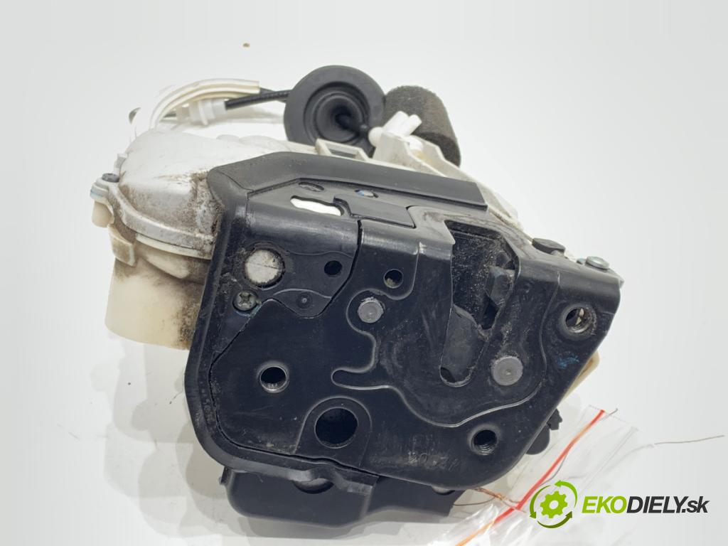 AUDI A6 C6 Kombi 2006 125 kW 2.0 TFSI 1984 zámok dveře levý přední část 4F1837015