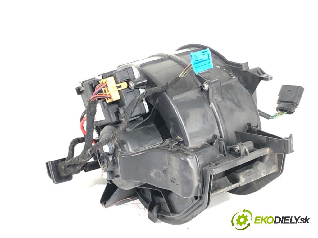 AUDI A6 C6 Kombi 2006 125 kW 2.0 TFSI 1984 topení 4F0820521A