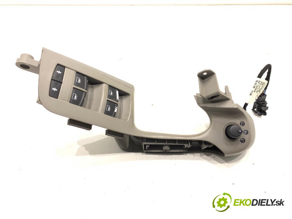 AUDI A6 C6 Kombi 2006 125 kW 2.0 TFSI 1984 Prepínač okien 4F0971765 (Prepínacie páčky pod volantom)