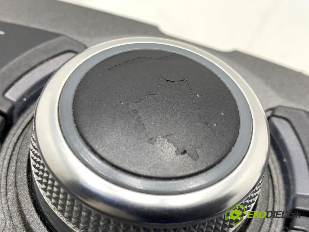 AUDI A6 C6 Kombi 2006 125 kW 2.0 TFSI 1984 Panel ovládaní navigace 4F1919610T