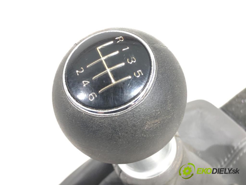 AUDI A6 C6 Kombi 2006 125 kW 2.0 TFSI 1984 Kulisa  (Rýchlostná páka (kulisa))
