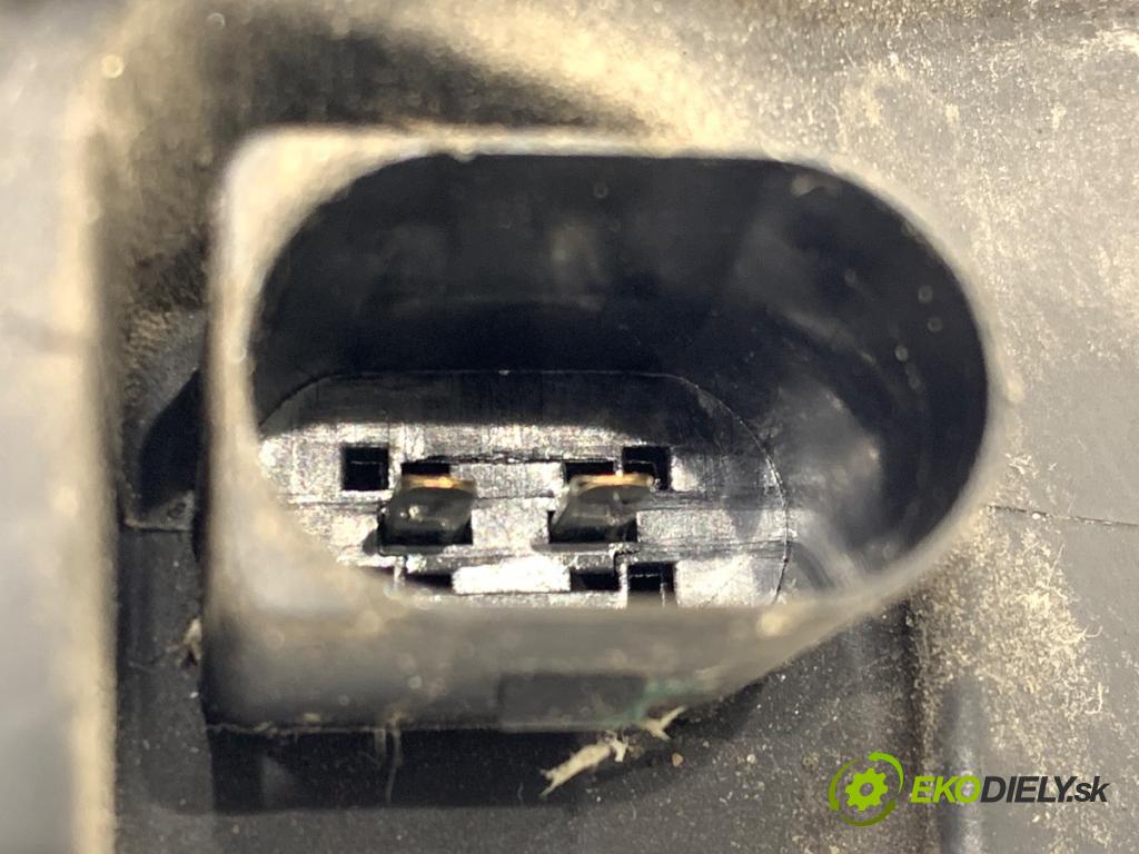 AUDI A6 C6 Kombi 2006 125 kW 2.0 TFSI 1984 hmlové svetlo, hmlovka pravý přední část 4F0941700