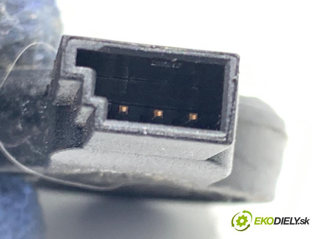 AUDI A6 C6 Kombi 2006 125 kW 2.0 TFSI 1984 Snímač dažďa 4E0955559A (Snímač dažďa)