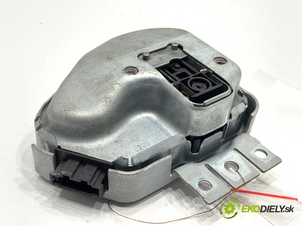 AUDI A6 C6 Kombi 2006 125 kW 2.0 TFSI 1984 blokáda volantu 4F0905852B (Řízení ostatní)