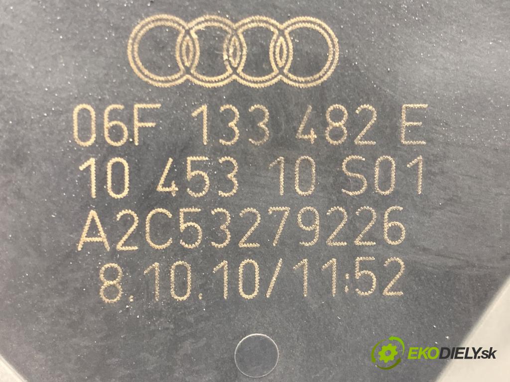 AUDI A6 C6 Kombi 2006 125 kW 2.0 TFSI 1984 Nastavovač zvod, potrubie 06F133482E (Motorček ostatné)