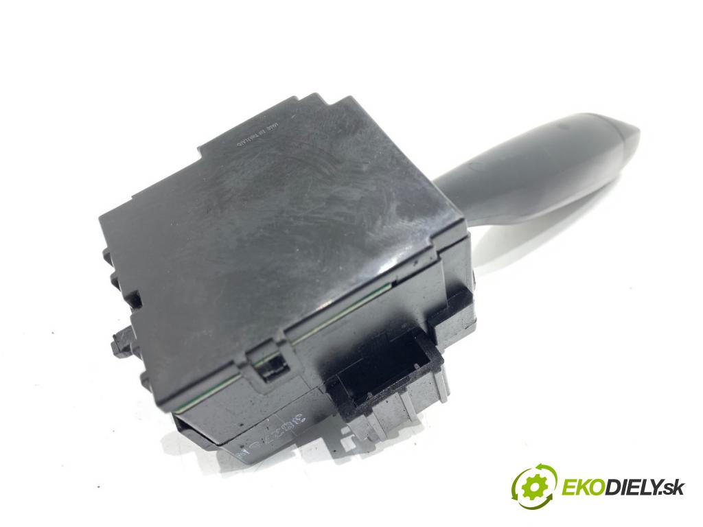 SUZUKI SWIFT IV liftback 2013 69 kW 1.2 (AZH 412) 1242 Prepínač stieračov  (Prepínacie páčky pod volantom)