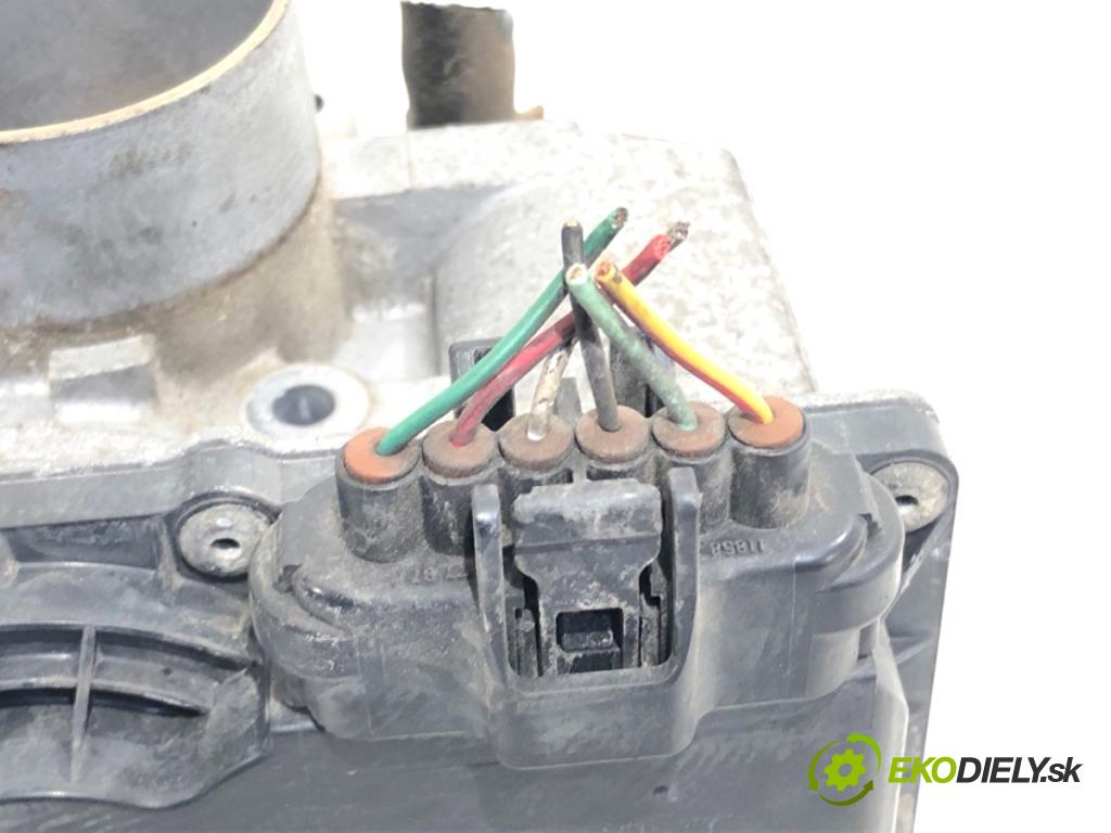 SUZUKI SWIFT IV liftback 2013 69 kW 1.2 (AZH 412) 1242 Škrtiaca klapka  (Škrtiaca klapka)