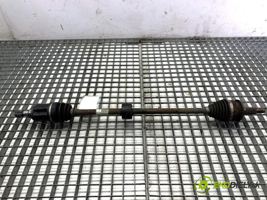 SUZUKI SWIFT IV liftback 2013 69 kW 1.2 (AZH 412) 1242 Poloos pravy predný 44101-68L01