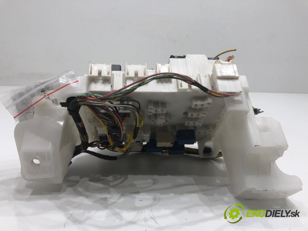 SUZUKI SWIFT IV liftback 2013 69 kW 1.2 (AZH 412) 1242 modul BSI P602-0959 (Pojistková skříňka)
