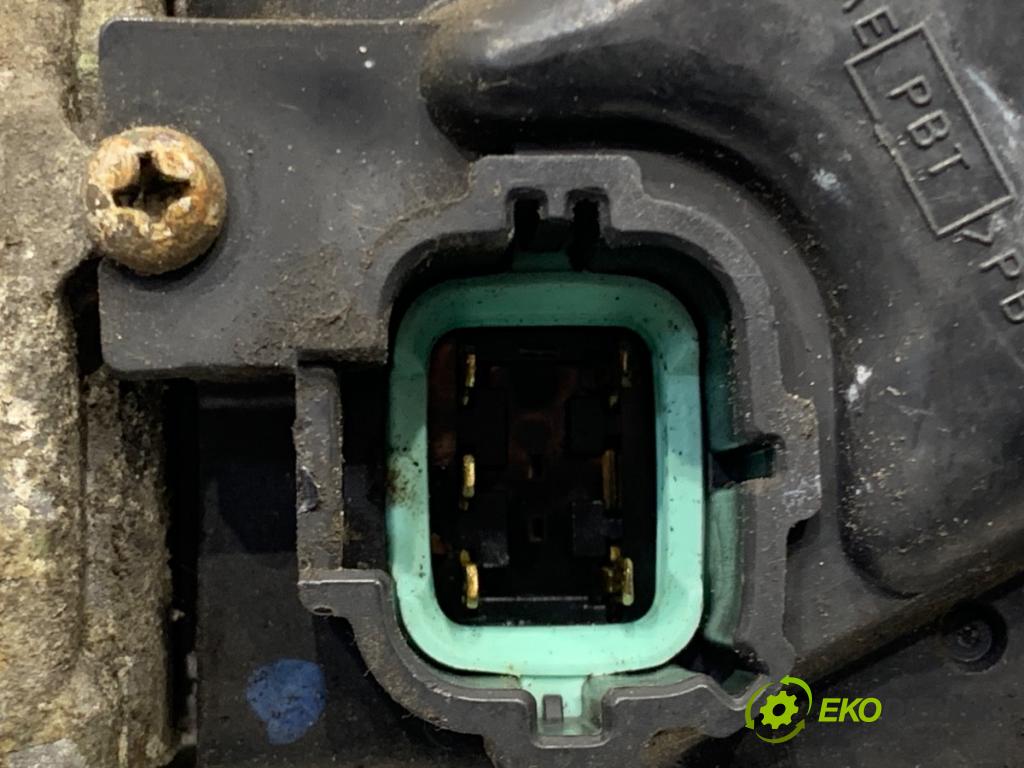 NISSAN PRIMERA P12 sedan 2003 88 kW 1.9 dCi 1870 Mechanizmus stieračov predný 28810AU310 (Motorček stieračov predný)