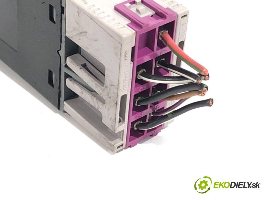 SEAT TOLEDO II sedan 2001 81 kW 1.9 TDI 1896 Spínač svetiel výstražných (núdzových)  (Prepínacie páčky pod volantom)