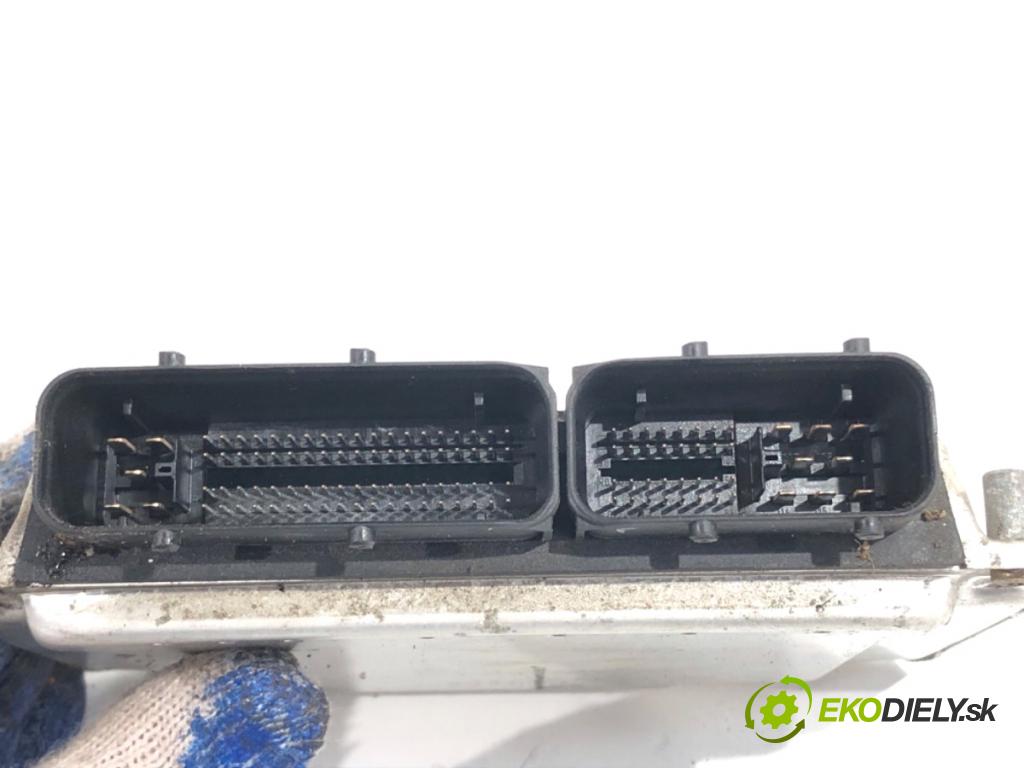 SEAT TOLEDO II sedan 2001 81 kW 1.9 TDI 1896 riadiaca jednotka Motor 038906012AT (Riadiaca jednotka)