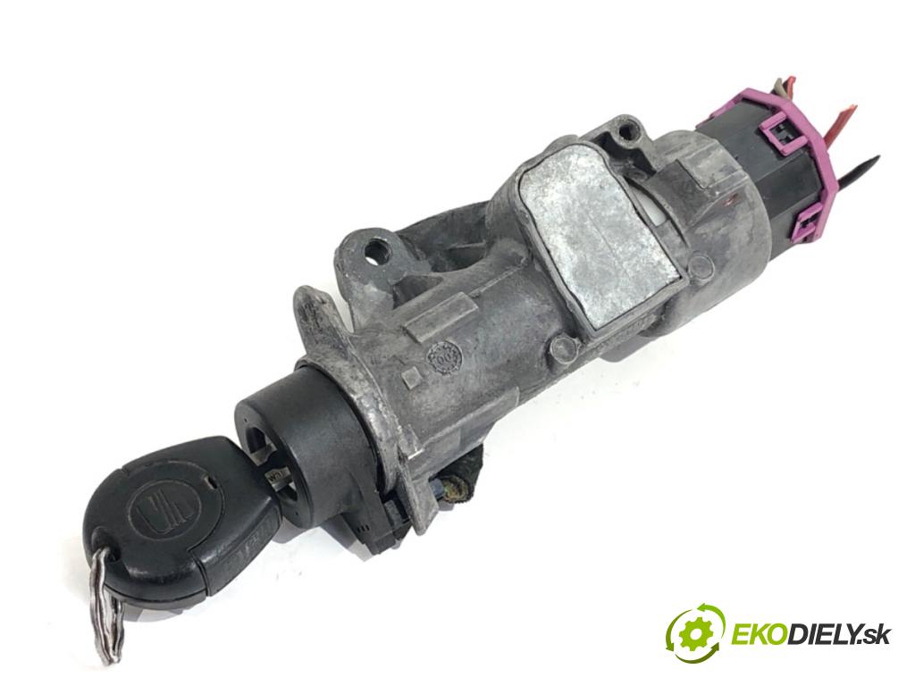 SEAT TOLEDO II sedan 2001 81 kW 1.9 TDI 1896 spinačka 4B0905851C (Spínacia skrinka)