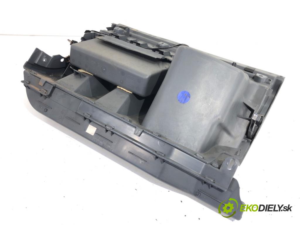 SEAT TOLEDO II sedan 2001 81 kW 1.9 TDI 1896 přihrádka kastlík spolujezdce 1M1857103 (Přihrádka (kastlík))