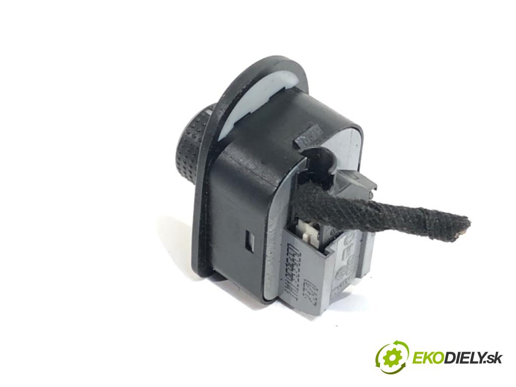 SEAT TOLEDO II sedan 2001 81 kW 1.9 TDI 1896 Prepínač nastavenia spätných zrkadiel 1M1959650 (Prepínacie páčky pod volantom)