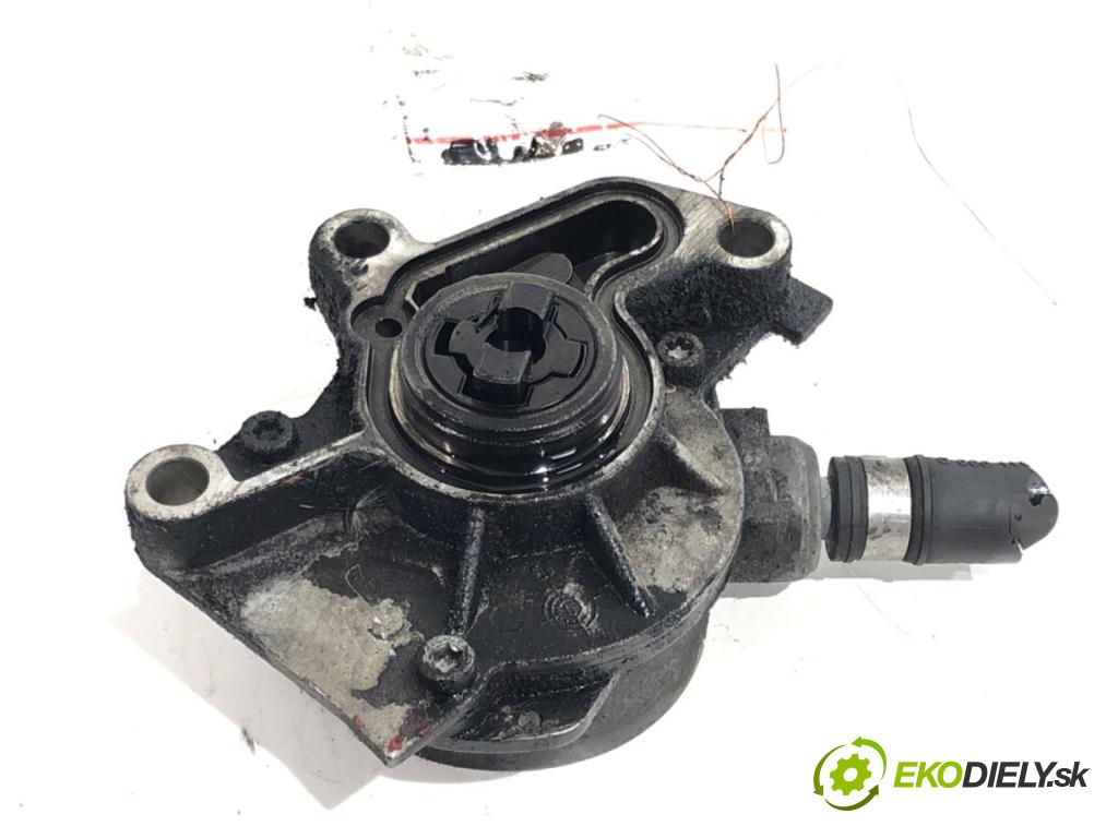 SEAT TOLEDO II sedan 2001 81 kW 1.9 TDI 1896 pumpa vakuová 038145101B