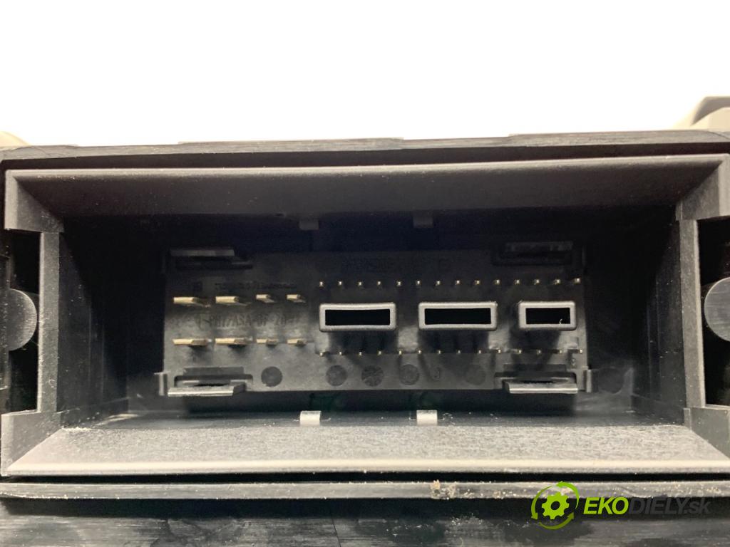 SEAT ALTEA nadwozie wielkoprzestrzenne (MPV) 2004 75 kW 1.6 1595 Prístrojovka 5P0920802F (Prístrojová doska)