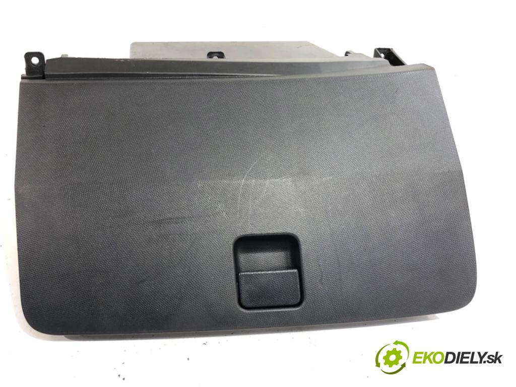 NISSAN MICRA K12 liftback 2005 65 kW 1.4 16V 1386 Priehradka, kastlík spolujazdca  (Priehradka (kastlík))