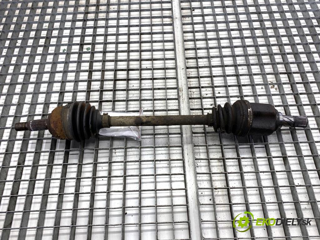 NISSAN MICRA K12 liftback 2005 65 kW 1.4 16V 1386 poloos levý přední část 