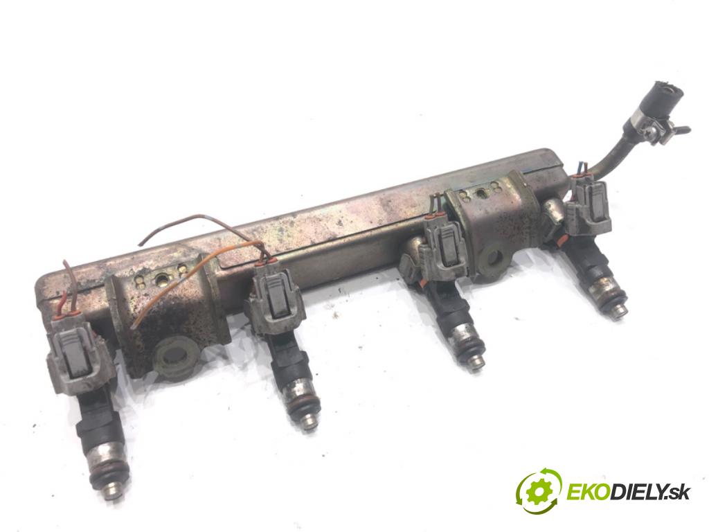 NISSAN MICRA K12 liftback 2005 65 kW 1.4 16V 1386 Lišta vstrekovacia 0280158013 (Vstrekovacia lišta)