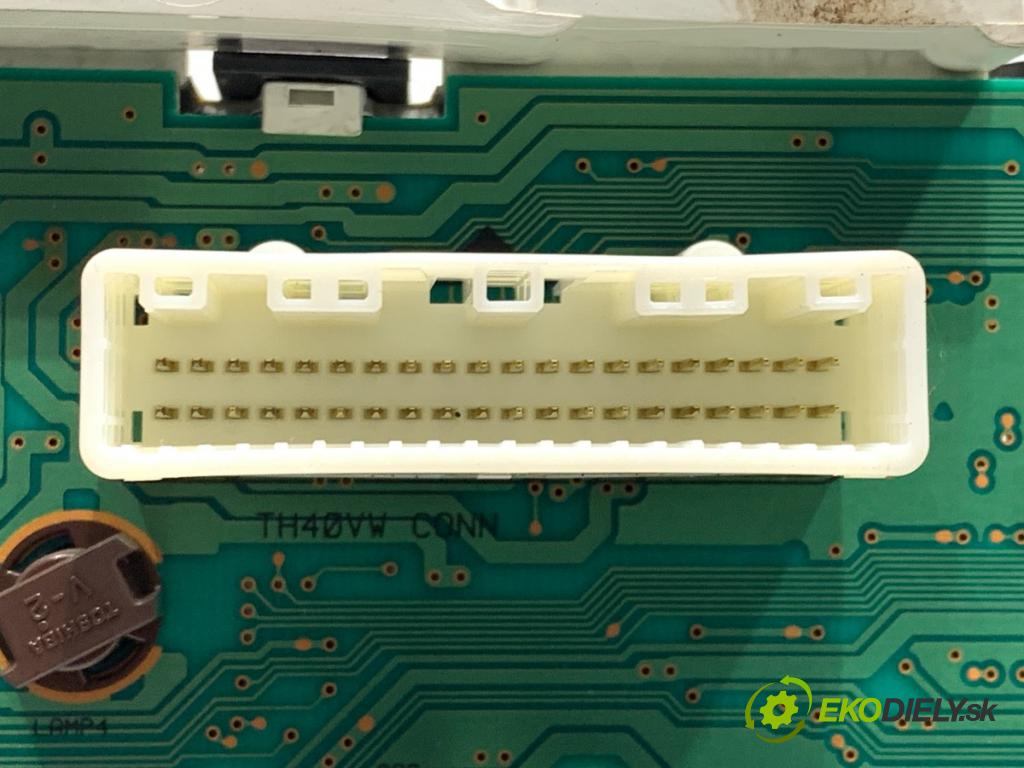 NISSAN MICRA K12 liftback 2005 65 kW 1.4 16V 1386 Prístrojovka AX860 (Prístrojová doska)