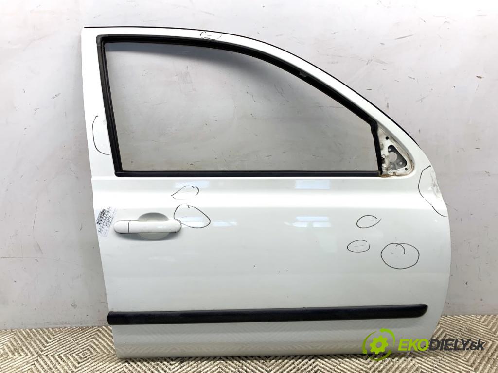 NISSAN MICRA K12 liftback 2005 65 kW 1.4 16V 1386 dveře pravý přední část 