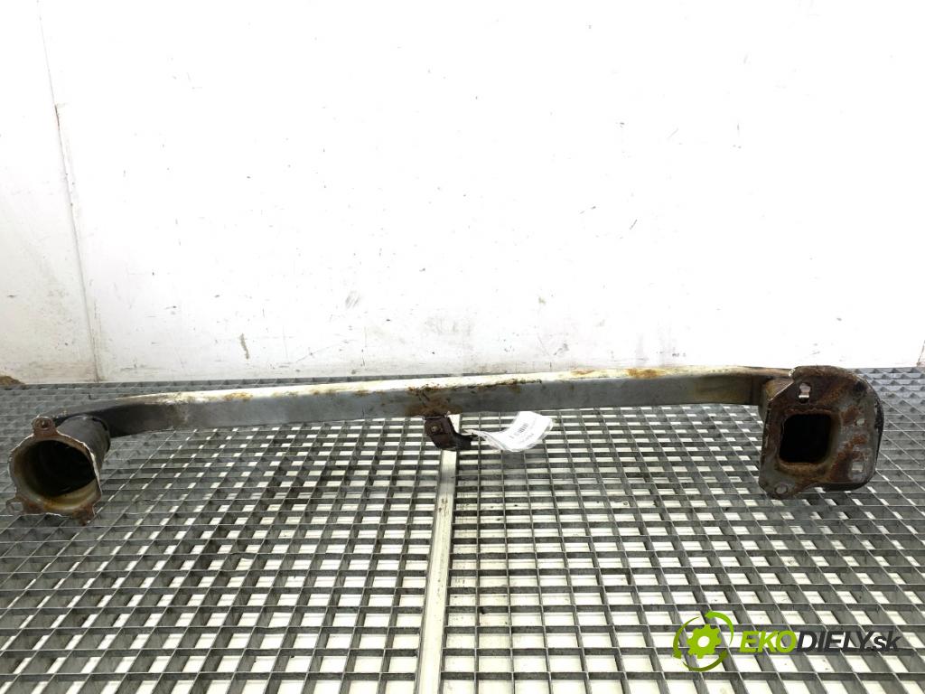 NISSAN MICRA K12 liftback 2005 65 kW 1.4 16V 1386 výztuha nárazníka přední část  (Přední výztuha)